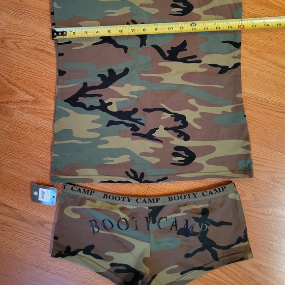 NWT Camo Booty Shorts and Cami Tank Top Set - Picture 9 of 10